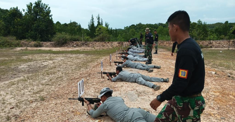 Bakamla Gelar Latihan Menembak Kesiapan Operasi Wilayah Barat