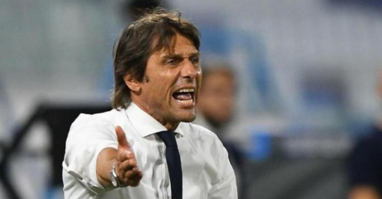 Habis Manis Antonio Conte Dibuang