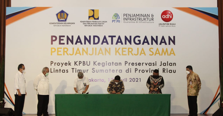 PT PII Berikan Penjaminan Proyek Preservasi Jalan Lintas Timur Riau