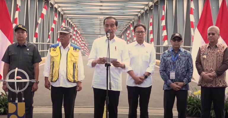 Jokowi Resmikan Jembatan Kapuas I Senilai Rp 275 Miliar Di Kalbar