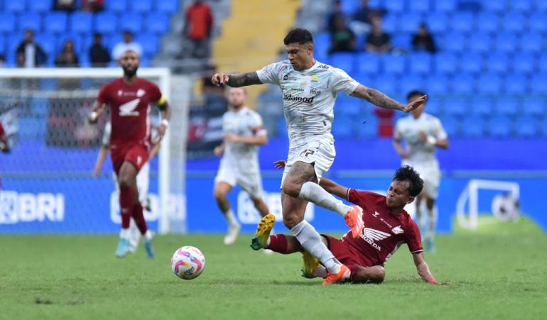 Bojan Hodak Sumringah Maung Bandung Tahan PSM Makassar