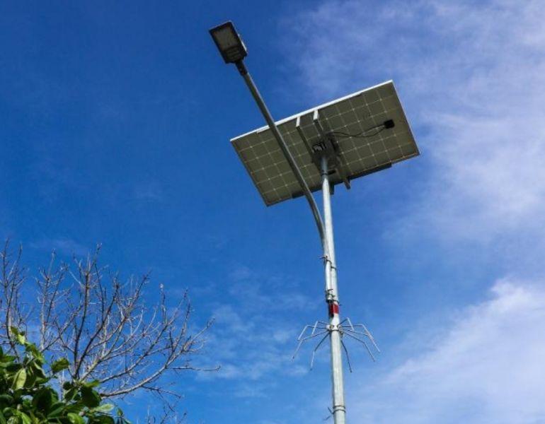 Dorong Infrastruktur Kementerian Esdm Serahkan Lampu Pjuts Untuk