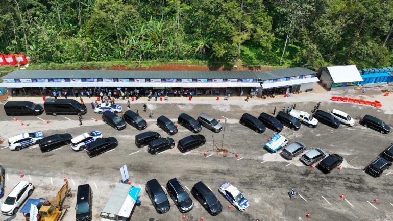 Dukung Kelancaran Arus Mudik Balik Ganjar Bangun Rest Area Fungsional