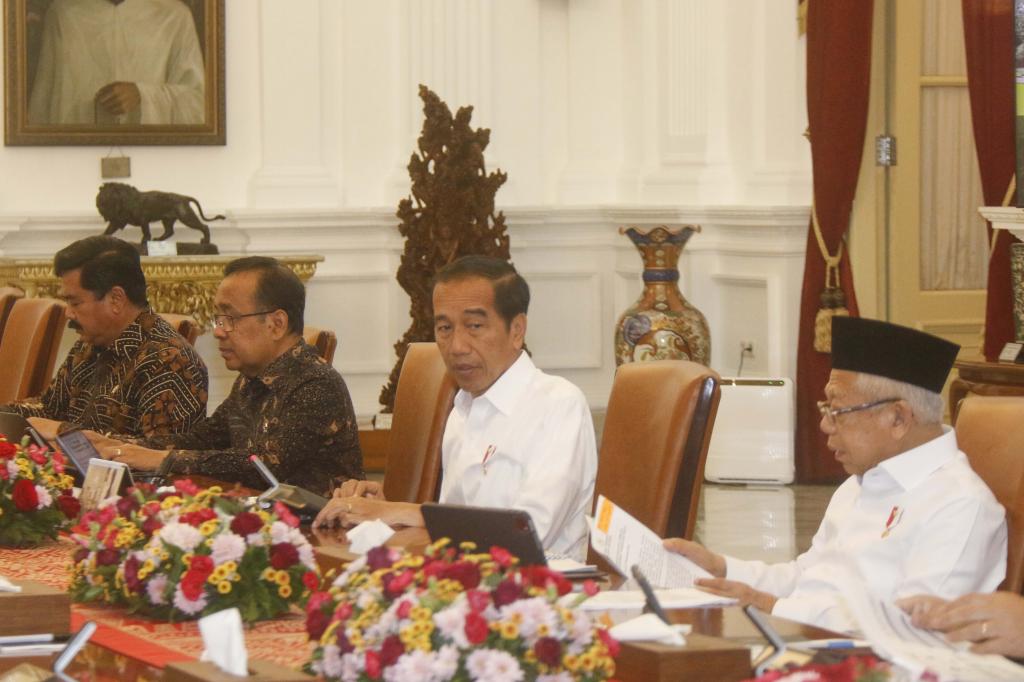 Jokowi Pimpin Ratas Di Istana Merdeka