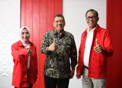 Dirut PT ASDP Indonesia Ferry Kunjungi Redaksi RM