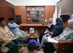 196 Jemaah Umrah Jombang Tertunda Berangkat Menhaj: Hati-hati Pilih Travel, Jangan Tergiur Harga Murah
