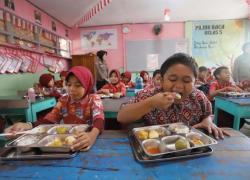 Anggaran BGN 2027 Rp 240 T 97% Untuk MBG 3% Operasional