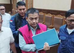 Di Sidang Perdana, Mantan Ketua Ombudsman Didakwa Terima Suap 4,8 M