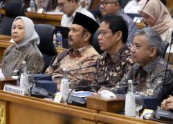 DPR & Pemerintah Ubah Postur APBN 2027 Kementerian Rame-rame Minta Tambah Anggaran