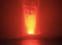 Gunung Anak Krakatau Mengamuk Lagi Pagi Tadi, Abu Vulkanik Capai 50 Ribu Kaki