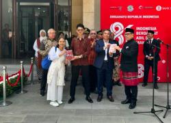 HUT ke-81 RI di Beijing, Buku Indonesia-Tiongkok Resmi Diluncurkan