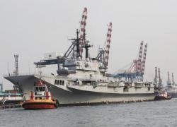 Kapal Induk Garibaldi Bersandar Di Priok, Pertahanan Laut Kita Makin Keren