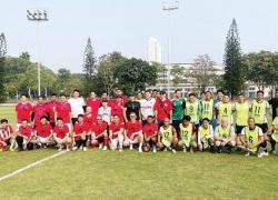 Kemlu Dan 3 Kedubes Gelar Pertandingan Persahabatan Tawa Dan Sorak Sorai Warnai Diplomasi Sepakbola Di GBK