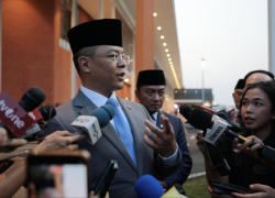 Menlu Sugiono Dan Ketua MPR Direncanakan Hadiri Pemakaman Khamenei