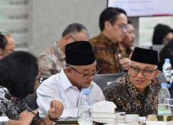 Mulai 2027, Pemerintah Tata Status Ratusan Ribu Guru