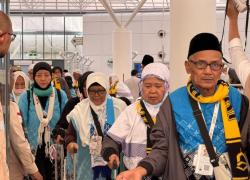 Paspor Hilang, Emak Ijah Tetap Bisa Pulang
