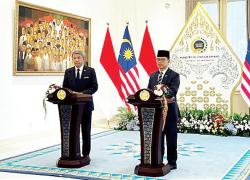 Pertemuan JCBC Ke-17 Di Jakarta Lewat Pantun, RI-Malaysia Perkuat Benteng Ekonomi