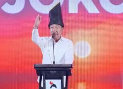 Roy Suryo & Tifa Tak Ditahan Jaksa, Jokowi: Kita Harus Hargai