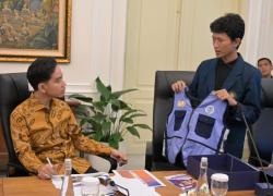 Terima Mahasiswa UB Pembuat Rompi Anti Tantrum, Gibran Dukung Inovasi Anak Muda