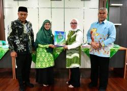 Wamenkop Tekankan Koperasi Pesantren Jadi Pilar Ekonomi Kerakyatan