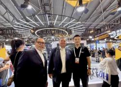World Artificial Intelligence Conference 2026 Menko Airlangga Lirik Peluang Transfer Teknologi Robotika dan AI ke Indonesia