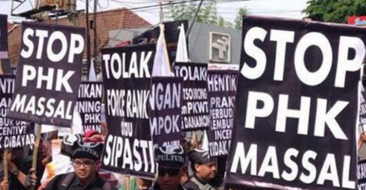 Sinergi Pusat-Daerah Perkuat Perlindungan Pekerja dari Risiko PHK Sinergi Pusat-Daerah Perkuat Perlindungan Pekerja dari Risiko PHK