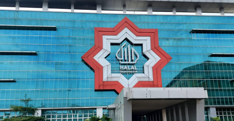 bpjph-kerahkan-1032-pengawas-untuk-mendukung-penerapan-wajib-halal_239860 Cigarettes in Indonesia: Halal, Haram, or Mubah? BPJPH Unravels the Smoking Dilemma