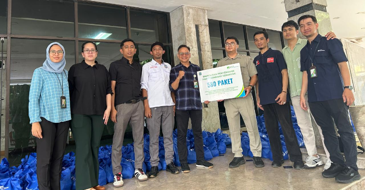 BPJS Ketenagakerjaan Salurkan 580 Paket Sembako Bagi Pekerja di Jakarta ...