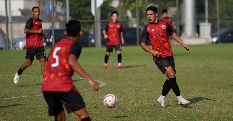 Persija Siap Panaskan JIS, Malut United Jadi Tamu Berbahaya