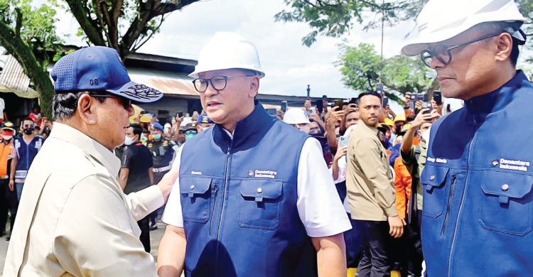 Prabowo Tinjau Hunian Sementara Di Tamiang