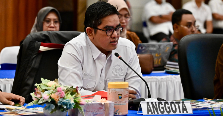 Gus Falah: DPR Siap Bahas Revisi UU Polri demi Percepatan Reformasi ...