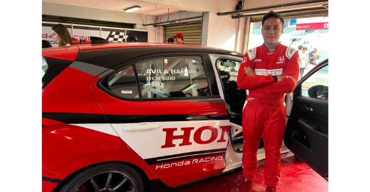 Honda Hatchback Avila Bahar Tak Terbendung Di Kelas Kejurnas 1500 ITCR