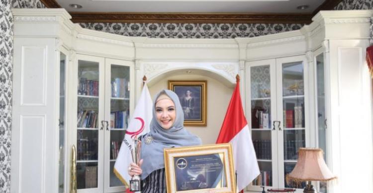 Ingrid Kansil Raih Penghargaan Best Women`s Empowerment