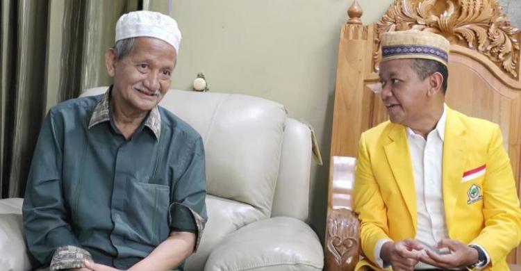 Otkir chiqadigan kokrak fotosurati Italiya yulduzlarining porno suratlari