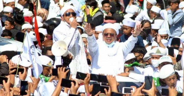 Kasus Kerumunan Petamburan, Rizieq Shihab Cs Divonis 8 Bulan Bui