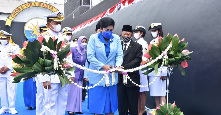 KSAL Resmikan Monumen Kapal Selam KRI Nanggala 402 Di Surabaya