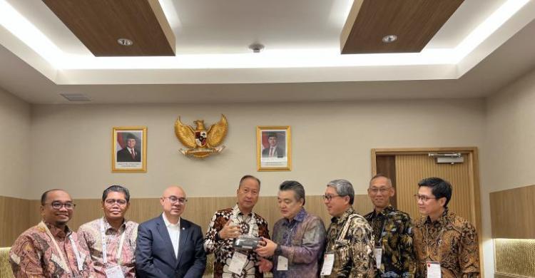 Menperin Tegas Minta Komitmen Raksasa Otomotif Jepang: Harga Stabil, Tanpa PHK di Tengah Badai Ekonomi Global