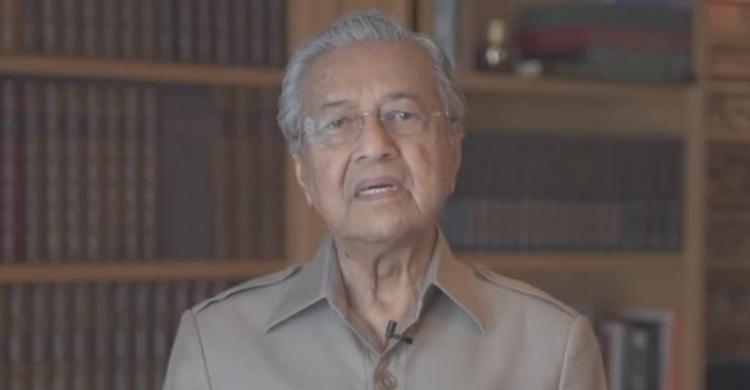 Mahathir: Begitu Saya Mundur, Orang Melayu Di Malaysia Kehilangan Segalanya