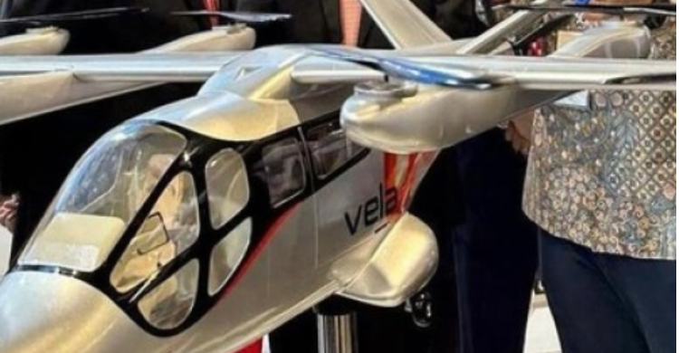 Miniatur drone berkonsep mobil terbang buatan Vela Aero dengan PTDI. (Foto: PDTI)
