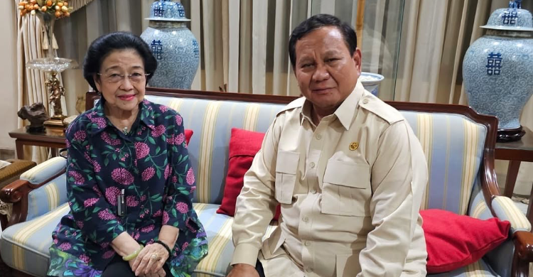Presiden Prabowo Subianto ketemu Ketua Umum PDIP Megawati Soekarnoputri. (Foto: Instagram Sufmi Dasco) Presiden Prabowo Subianto ketemu Ketua Umum PDIP Megawati Soekarnoputri. (Foto: Instagram Sufmi Dasco)