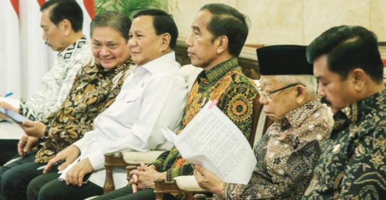 Jokowi Muluskan Jalan Untuk Prabowo