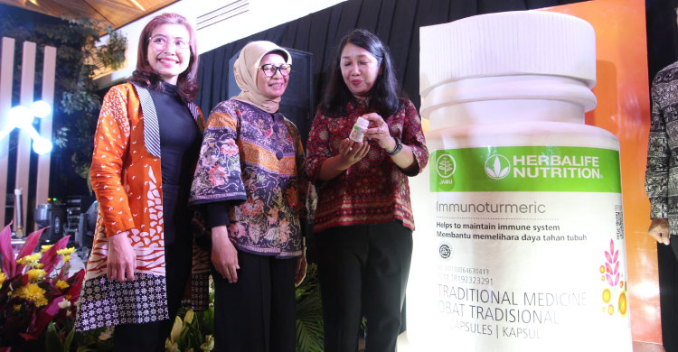 Perkuat Imun, Herbalife Nutrition Luncurkan Immunoturmeric