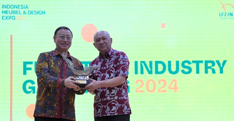 Potensi Besar, Menkop UKM Teten Dorong Peningkatan Industri Furnitur ...