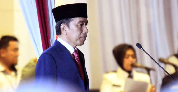 Prabowo Subianto Dampingi Presiden Jokowi Pimpin Upacara Parade Senja ...