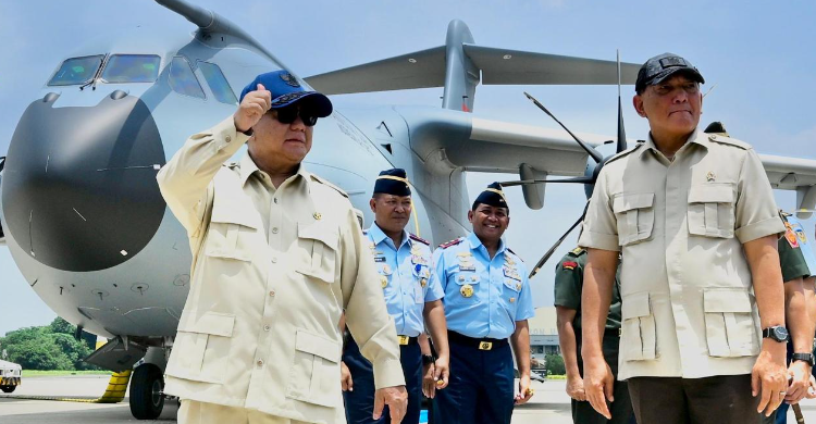 Presiden Prabowo Serahkan Pesawat A400M Untuk Perkuat TNI AU