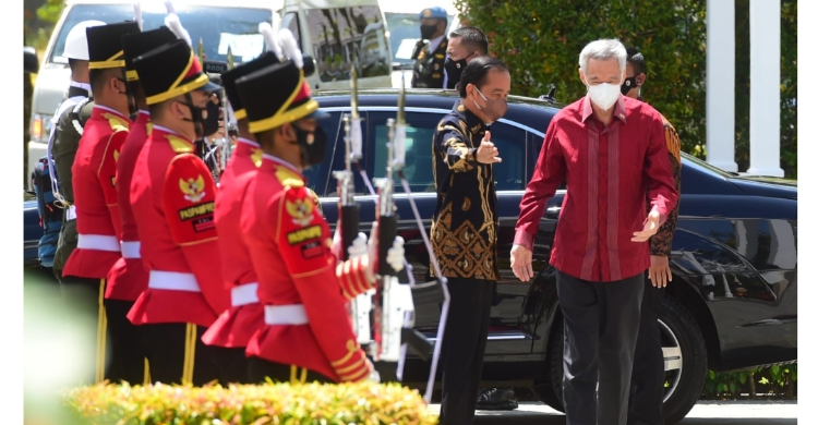 Rayakan 55 Tahun Hubungan Diplomatik, Jokowi-PM Lee Gelar Pertemuan Di ...