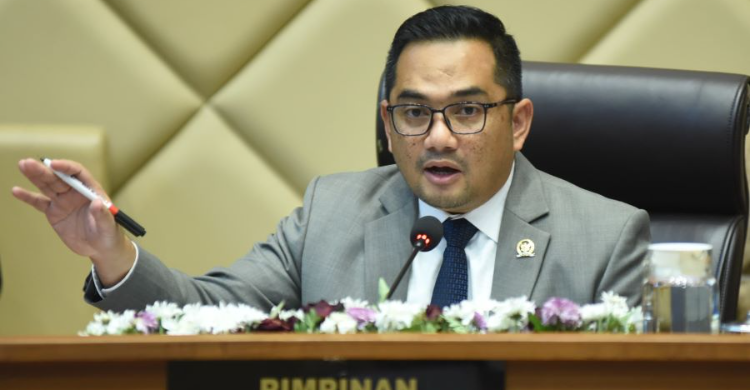 Atasi Kebuntuan Fiskal Daerah Komisi II Usulkan Percepat Pencairan Kekurangan DBH