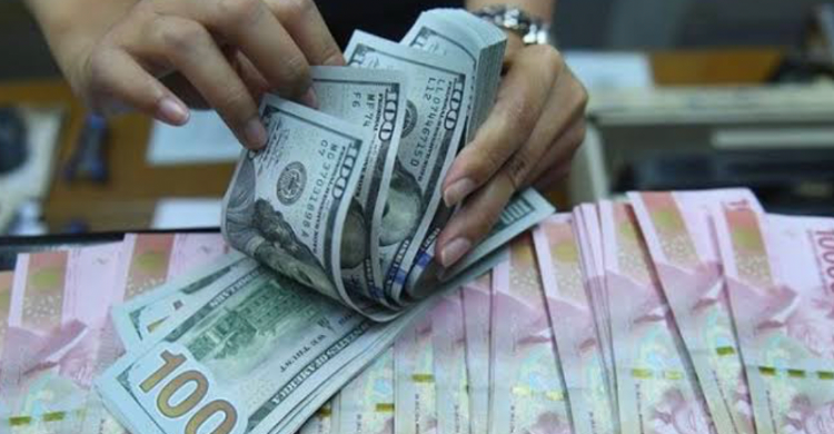 Dibuka Rp 15.034, Rupiah Menguat Tipis Awal Pekan