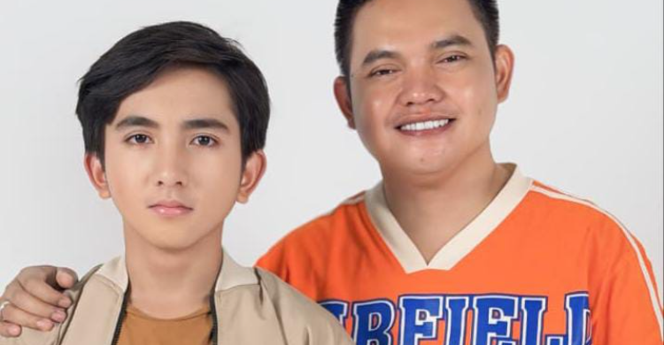 https://rm.id/images/berita/750x390/dodhy-kangen-band-kenalkan-putranya-zi-debut-lewat-baby-dont-go_318050.jpg