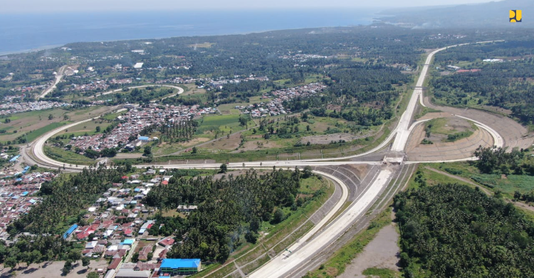 Jalan Tol Manado-Bitung Ditargetkan Tersambung Akhir Desember 2021